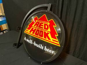 lot 20 image: Red Hook pub light