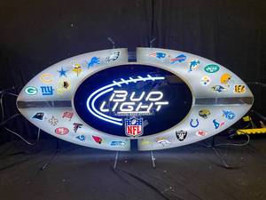 lot 15 image: Bud Light NFL Sponsorship All-Star neon, NIB