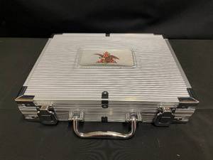 lot 106 image: Budweiser tool box