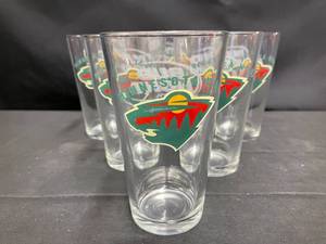 lot 177 image: Lot of 6 MN Wild NHL  Bud pint glasses