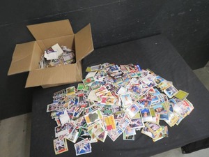 MIXED SPORTSCARDS- MOSTLY BASEBALL