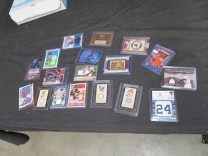 SIGNED BASEBALL CARDS CARDS WITH JERSEYS