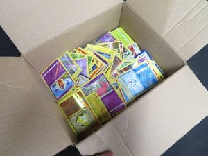 POKEMON COLLECTION - MANY HALOS