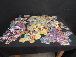 MISC CARDS LOT