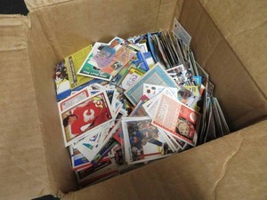 MIXED SPORTS CARDS