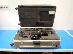 lot 50 image: JVC&nbspBR-S422U Camera with Accessories and locking case  includes assorted lens attachments as well as assorted cables and microphone system  everything is in surprisingly good condition  (was $5000 when it was new)