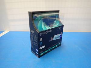 lot 27 image: Logitech&nbspc920 new in box webcam