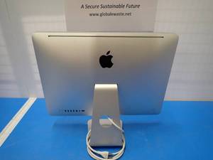 lot 58 image: Apple&nbspiMac12,1 All-in-One PC &nbspIntel(R) Core(TM) i5-2400S CPU  2.50GHz  4GB DDR3 RAM  Seagate 500GB HD  Includes up-to-date IOS and power cable