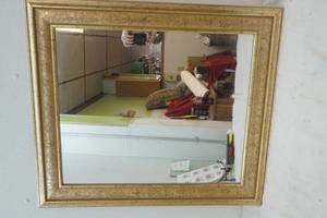 wall mirror