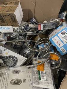 HUGE LOT of Moen, Korky, Delta, Pfister, Everbilt, Danco Side Sprayers, Shower Heads, Towel Bars, Toilet Paper Roll Holders and other Plumbing Supplies