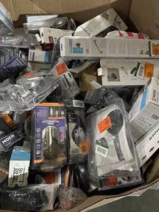 HUGE LOT of Moen, Korky, Delta, Pfister, Everbilt, Danco Side Sprayers, Shower Heads, Towel Bars, Toilet Paper Roll Holders and other Plumbing Supplies