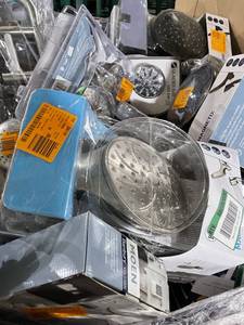 HUGE LOT of Moen, Korky, Delta, Pfister, Everbilt, Danco Side Sprayers, Shower Heads, Towel Bars, Toilet Paper Roll Holders and other Plumbing Supplies