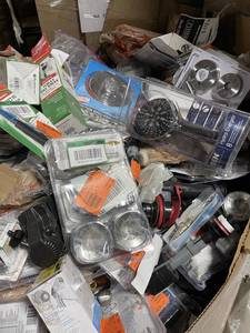 HUGE LOT of Moen, Korky, Delta, Pfister, Everbilt, Danco Side Sprayers, Shower Heads, Towel Bars, Toilet Paper Roll Holders and other Plumbing Supplies