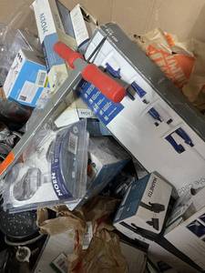 HUGE LOT of Moen, Korky, Delta, Pfister, Everbilt, Danco Side Sprayers, Shower Heads, Towel Bars, Toilet Paper Roll Holders and other Plumbing Supplies