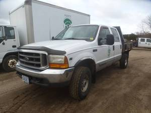 2000 Ford F-350 4WD Flatbed