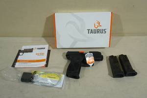 lot 10 image: NEW Taurus G3C 9mm Semi-Auto Pistol