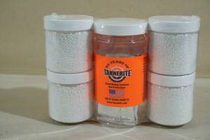 lot 19 image: 14 Lb Brick of Tannerite Binary Rifle Targets