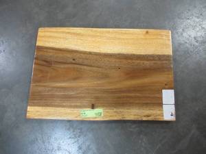 Solid Wood Live Edge Walnut Cutting Board.  Approximate Dimensions 20 x 14 x 1 - Scratch and Dents, Slight mold growth from sitting in warehouse (can be sandedremoved) NO RESERVE