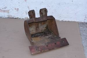 used 20 flat blade mini excavator bucket