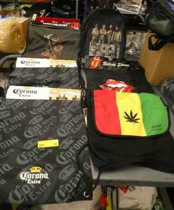 4 backsacks and 2 backpacks