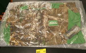 2 Realtree Camo size Mens large shirts