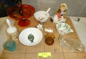 Misc grouping of glassware.  Including toothpick holders and a scottie dog creamer.  All are free of any damage