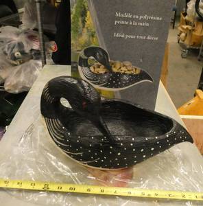 New in box Loon candynut dish