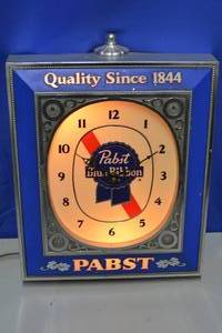 lot 4 image: Pabst Blue Ribbon lighted wall clock