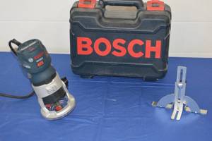 Like New Bosch 1.25 HP Variable Speed Palm Trim Router