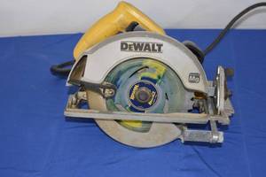 DeWalt 7-14 Circular Saw