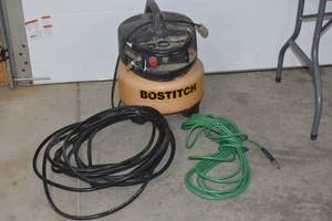 Bostitch Air compressor with 2 hoses