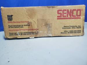 Box of 10,000 Senco bright basic Staples