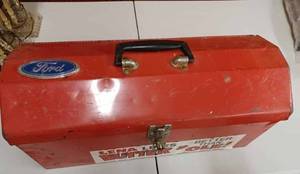 lot 27 image: 21-inch Long Steel Toolbox of Tools a Wiss-Inlaid Tin SnipShears, Wrenches and More