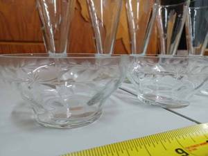lot 104 image: Five 8-inch Tall Etched Glasses and Four Etched DesertBerry Bowls-2 have small chips at rim