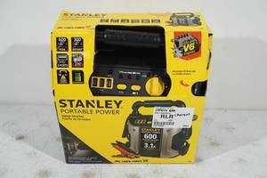 lot 12 image: Stanley 300 Amp Automotive Jump Starter