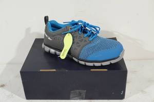 lot 90 image: NEW Reebok Sublite Cushion Work Shoes - Mens 8 M