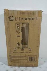 lot 104 image: LifeSmart 1500w Oil Filled Radiator Heater