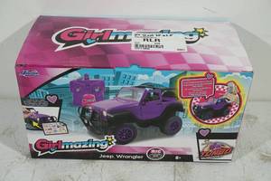 lot 126 image: Jada Toys GirlMazing Remote control Jeep Wrangler