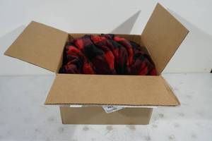 lot 132 image: Biddeford Velour with Sherpa Electric Blanket - Plaid