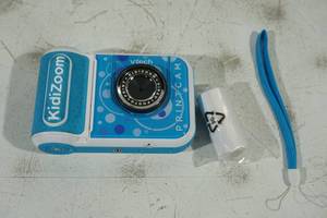 lot 148 image: V-Tech Kidi Zoom Printing Digital Camera