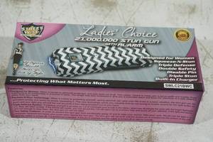 lot 172 image: NEW Ladies Choice 21,000,000 Stun Gun with Alarm - Black