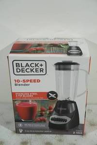 lot 167 image: Black and Decker 10 Speed Blender