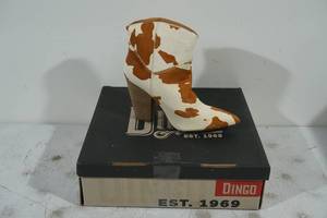 lot 218 image: NEW Dingo Mane Tamer Leather Boots - Womens 8 M