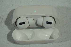 lot 232 image: Apple AirPods Pro Earbuds