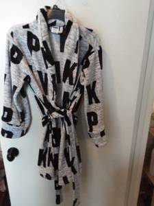Victorias Secret Pink Robe Size XSS & 3-Victorias Secret Bras Size 34B