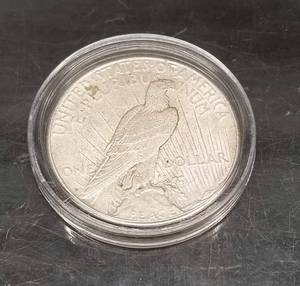1923-S PEACE SILVER DOLLAR IN AIRTITE