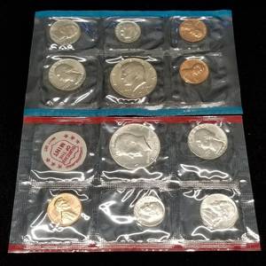 1972 US P & D MINT SET IN ORIGINAL PACKAGING
