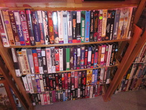 VHS Tapes, Stand