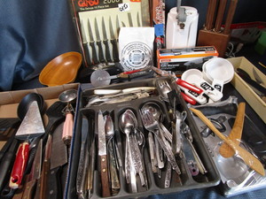 Kitchen Utensils & Knives