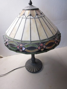 Tiffany Style Lamp